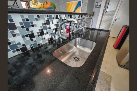 Apartamento à venda com 178m², 3 quartos e 2 vagasCozinha