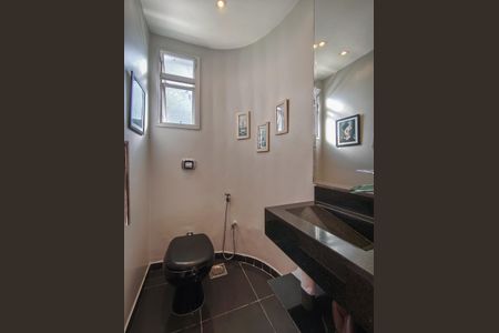 Apartamento à venda com 178m², 3 quartos e 2 vagasLavabo