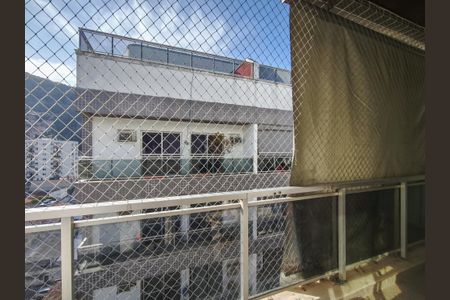 Apartamento à venda com 178m², 3 quartos e 2 vagasVaranda da Suíte 2