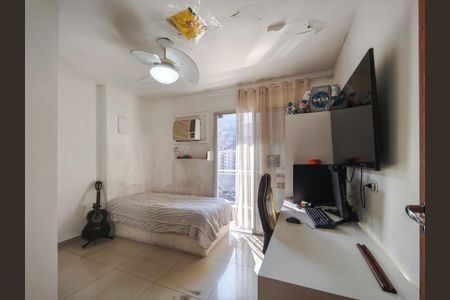 Apartamento à venda com 178m², 3 quartos e 2 vagasSuíte 2