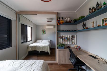 Apartamento à venda com 301m², 3 quartos e 3 vagasQuarto 2