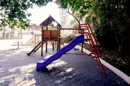 Apartamento à venda com 301m², 3 quartos e 3 vagasÁrea comum - Playground