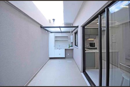 Casa à venda com 100m², 3 quartos e sem vaga