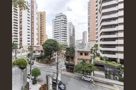 Apartamento à venda com 189m², 3 quartos e 2 vagas