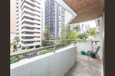 Apartamento à venda com 189m², 3 quartos e 2 vagas