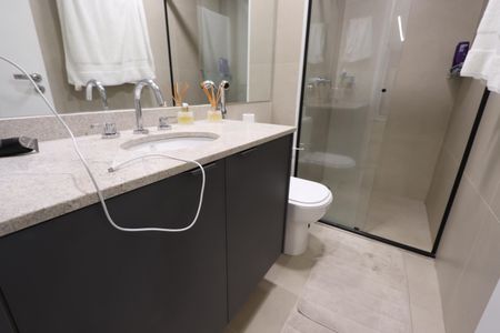 Apartamento à venda com 74m², 2 quartos e 1 vagaBanheiro Social