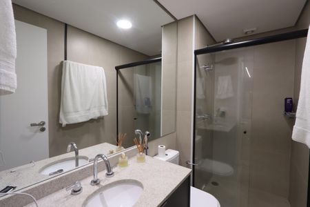 Apartamento à venda com 74m², 2 quartos e 1 vagaBanheiro Social