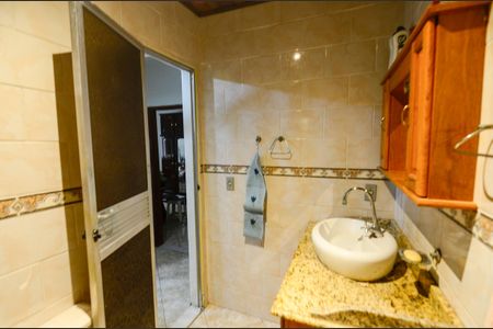 Casa à venda com 120m², 3 quartos e 1 vaga Casa à venda com 120m², 3 quartos e 1 vagaBanheiro 1