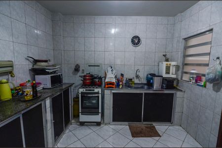 Casa à venda com 120m², 3 quartos e 1 vaga Casa à venda com 120m², 3 quartos e 1 vagaCozinha
