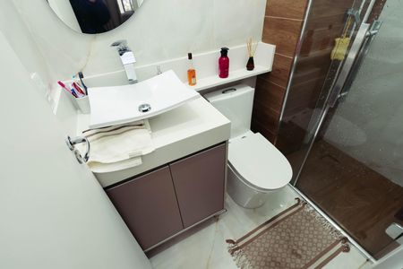 Apartamento à venda com 40m², 2 quartos e 1 vaga Apartamento à venda com 40m², 2 quartos e 1 vagaBanheiro Social