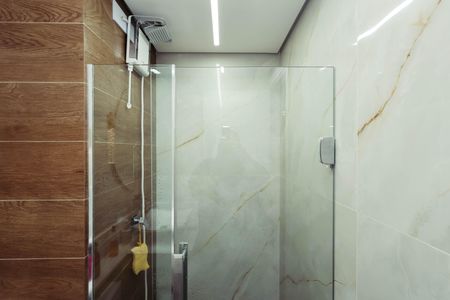 Apartamento à venda com 40m², 2 quartos e 1 vaga Apartamento à venda com 40m², 2 quartos e 1 vagaBanheiro Social