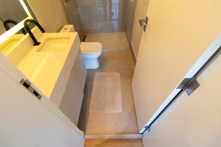 Casa de condomínio à venda com 325m², 5 quartos e 4 vagasBanheiro da Suíte 3