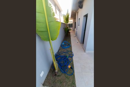 Casa de condomínio à venda com 325m², 5 quartos e 4 vagasÁrea Externa