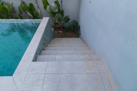 Casa de condomínio à venda com 325m², 5 quartos e 4 vagasÁrea Externa