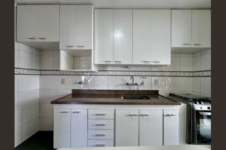 Apartamento para alugar com 75m², 3 quartos e 2 vagas Apartamento para alugar com 75m², 3 quartos e 2 vagasCozinha