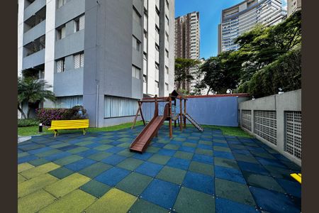 Apartamento para alugar com 75m², 3 quartos e 2 vagas Apartamento para alugar com 75m², 3 quartos e 2 vagasPlayground