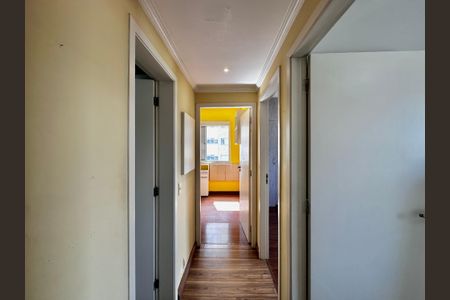 Apartamento para alugar com 75m², 3 quartos e 2 vagas Apartamento para alugar com 75m², 3 quartos e 2 vagasCorredor Quartos