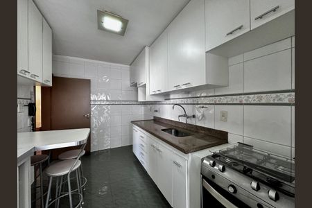 Apartamento para alugar com 75m², 3 quartos e 2 vagas Apartamento para alugar com 75m², 3 quartos e 2 vagasCozinha