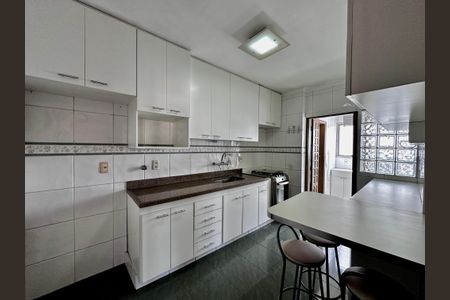 Apartamento para alugar com 75m², 3 quartos e 2 vagas Apartamento para alugar com 75m², 3 quartos e 2 vagasCozinha