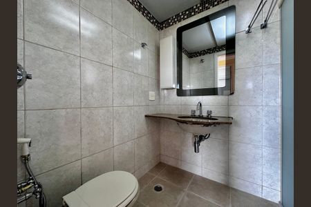 Apartamento para alugar com 75m², 3 quartos e 2 vagas Apartamento para alugar com 75m², 3 quartos e 2 vagasBanheiro