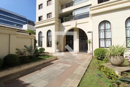Apartamento à venda com 95m², 3 quartos e 2 vagas Apartamento à venda com 95m², 3 quartos e 2 vagasFachada