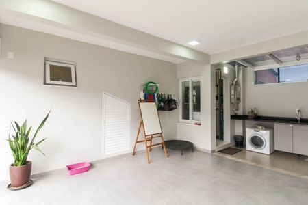 Casa de condomínio à venda com 131m², 3 quartos e 2 vagas Casa de condomínio à venda com 131m², 3 quartos e 2 vagasÁrea de Serviço