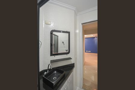 Apartamento à venda com 50m², 2 quartos e 1 vaga Apartamento à venda com 50m², 2 quartos e 1 vagaBanheiro