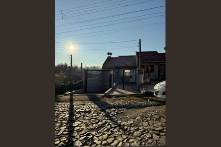 Casa à venda com 60m², 2 quartos e 2 vagas Casa à venda com 60m², 2 quartos e 2 vagasVista da Rua