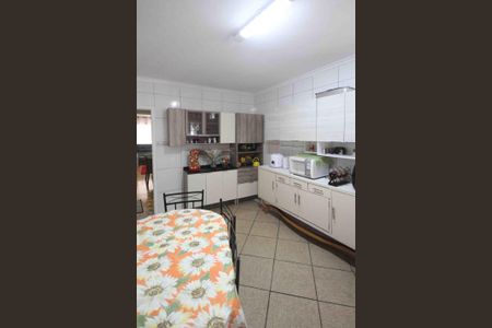 Casa à venda com 125m², 3 quartos e 2 vagas Casa à venda com 125m², 3 quartos e 2 vagasCozinha