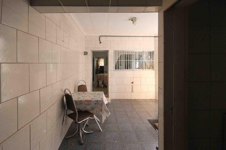 Casa à venda com 125m², 3 quartos e 2 vagas Casa à venda com 125m², 3 quartos e 2 vagasÁrea de Serviço