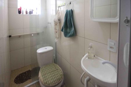 Casa à venda com 125m², 3 quartos e 2 vagas Casa à venda com 125m², 3 quartos e 2 vagasBanheiro 2