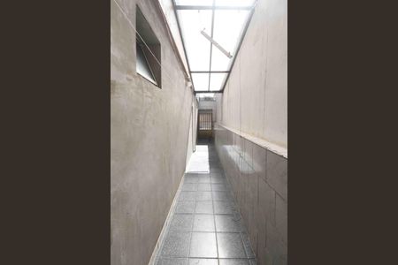 Casa à venda com 125m², 3 quartos e 2 vagas Casa à venda com 125m², 3 quartos e 2 vagasCorredor