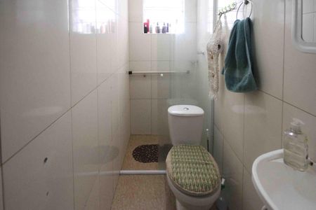 Casa à venda com 125m², 3 quartos e 2 vagas Casa à venda com 125m², 3 quartos e 2 vagasBanheiro 2