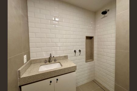 Apartamento à venda com 165m², 3 quartos e 1 vaga Apartamento à venda com 165m², 3 quartos e 1 vagaBanheiro da Suíte