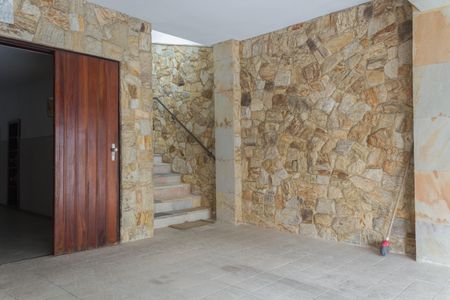 Casa à venda com 420m², 3 quartos e 3 vagasGaragem