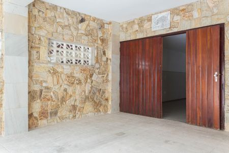 Casa à venda com 420m², 3 quartos e 3 vagasGaragem