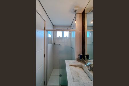 Apartamento à venda com 75m², 1 quarto e 2 vagasBanheiro da Suíte