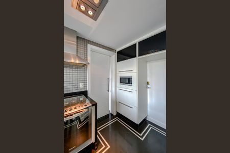 Apartamento à venda com 75m², 1 quarto e 2 vagasCozinha