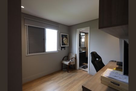 Apartamento à venda com 266m², 3 quartos e 3 vagasSuíte 2
