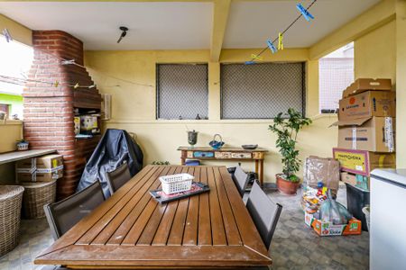 Casa à venda com 198m², 3 quartos e 2 vagas Casa à venda com 198m², 3 quartos e 2 vagasÁrea gourmet