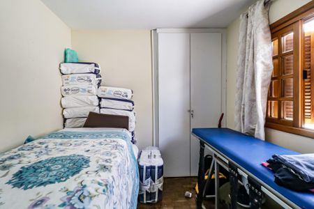 Casa à venda com 198m², 3 quartos e 2 vagas Casa à venda com 198m², 3 quartos e 2 vagasQuarto 01