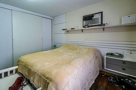 Casa à venda com 198m², 3 quartos e 2 vagas Casa à venda com 198m², 3 quartos e 2 vagasSuíte 01