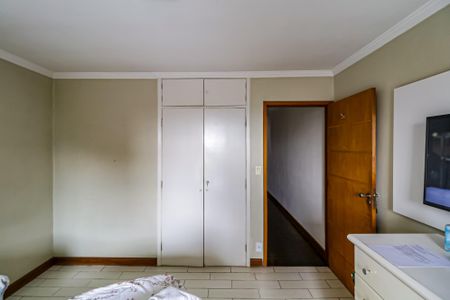 Casa à venda com 198m², 3 quartos e 2 vagas Casa à venda com 198m², 3 quartos e 2 vagasSuíte 02
