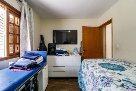 Casa à venda com 198m², 3 quartos e 2 vagas Casa à venda com 198m², 3 quartos e 2 vagasQuarto 01