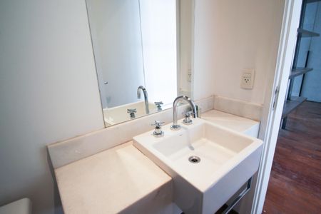 Apartamento para alugar com 110m², 2 quartos e 2 vagas Apartamento para alugar com 110m², 2 quartos e 2 vagasLavabo