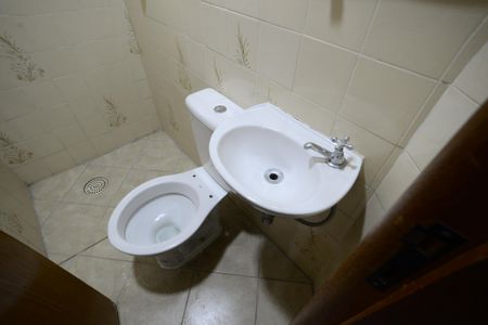 Casa à venda com 260m², 3 quartos e 3 vagasBanheiro de Serviço