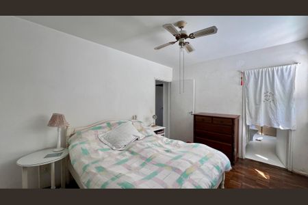 Apartamento à venda com 126m², 3 quartos e 1 vaga Apartamento à venda com 126m², 3 quartos e 1 vagaSuíte