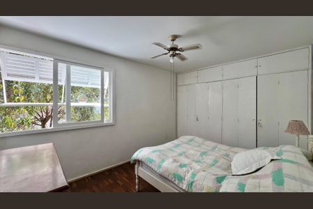 Apartamento à venda com 126m², 3 quartos e 1 vaga Apartamento à venda com 126m², 3 quartos e 1 vagaSuíte