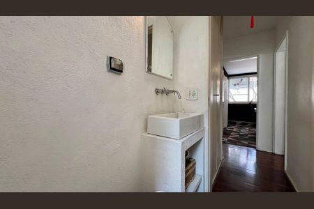 Apartamento à venda com 126m², 3 quartos e 1 vaga Apartamento à venda com 126m², 3 quartos e 1 vagaBanheiro