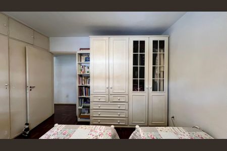 Apartamento à venda com 126m², 3 quartos e 1 vaga Apartamento à venda com 126m², 3 quartos e 1 vagaQuarto 1